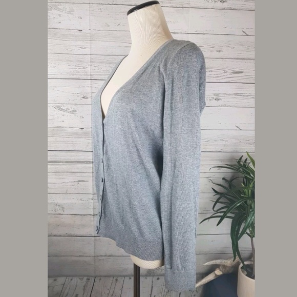 Forever 21 Gray Cardigan Button Down Sz S - Picture 2 of 4